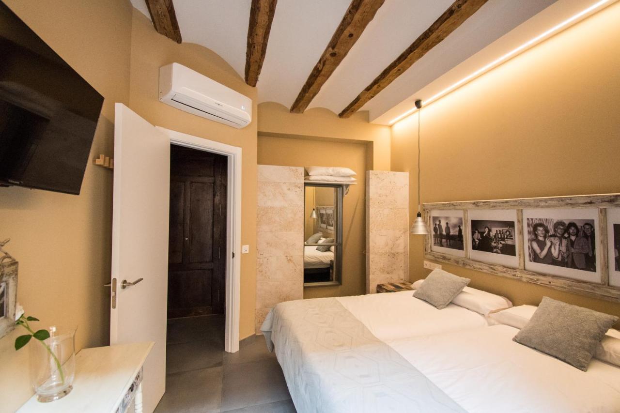 Apartamentos One Teruel Exterior photo