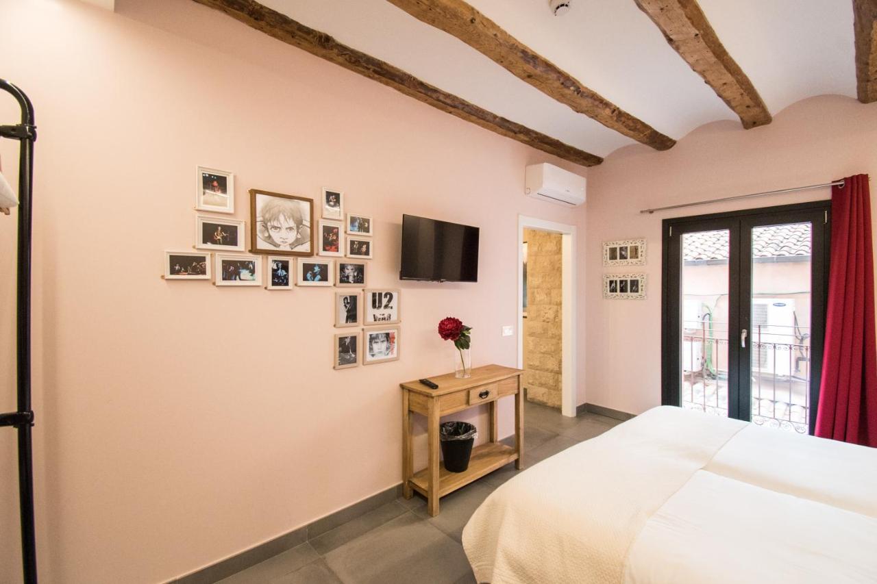 Apartamentos One Teruel Exterior photo